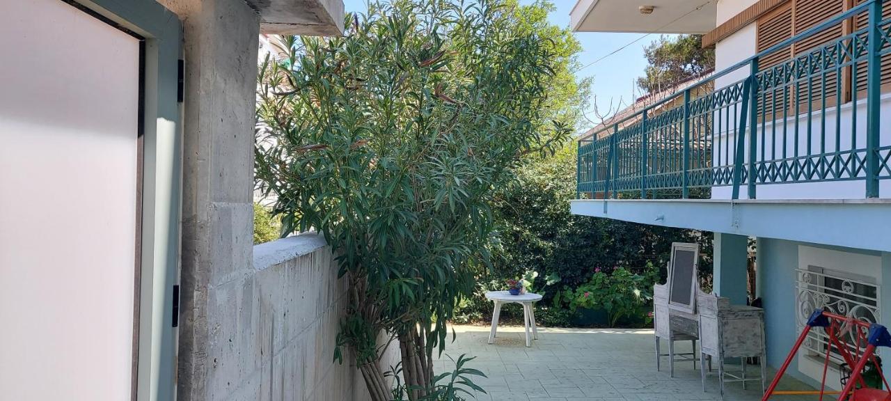 Lenia'S 1 Daire Artemida  Dış mekan fotoğraf